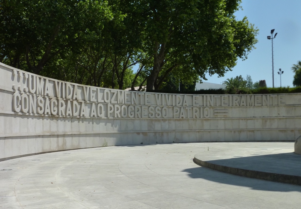 Wall of the Monument 